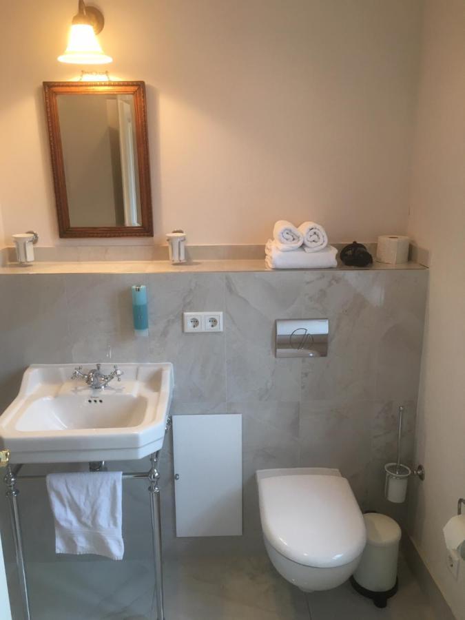 B&B Fiddler'S Inn Neuruppin Esterno foto