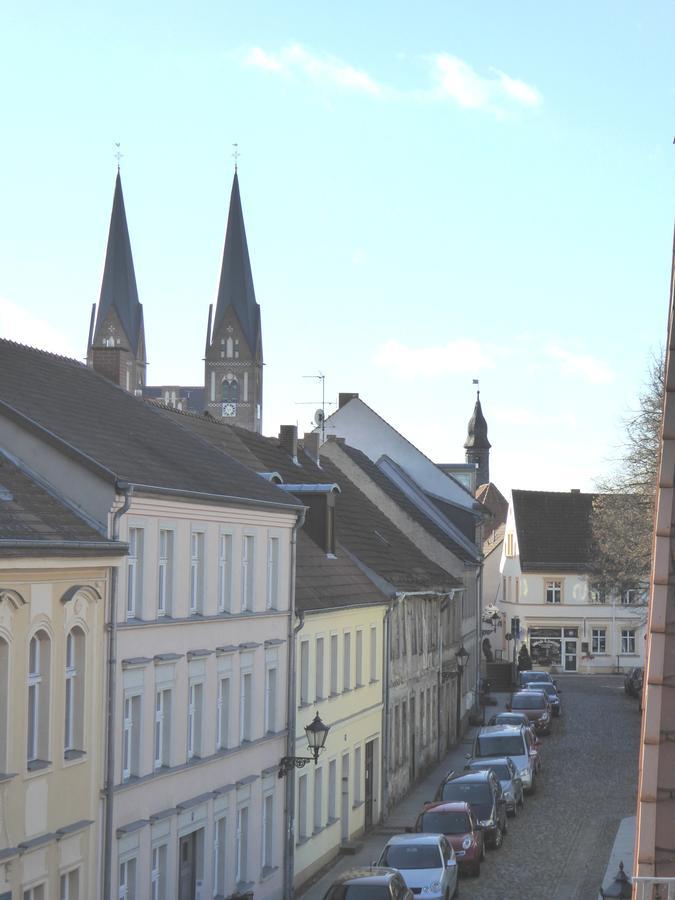 B&B Fiddler'S Inn Neuruppin Esterno foto