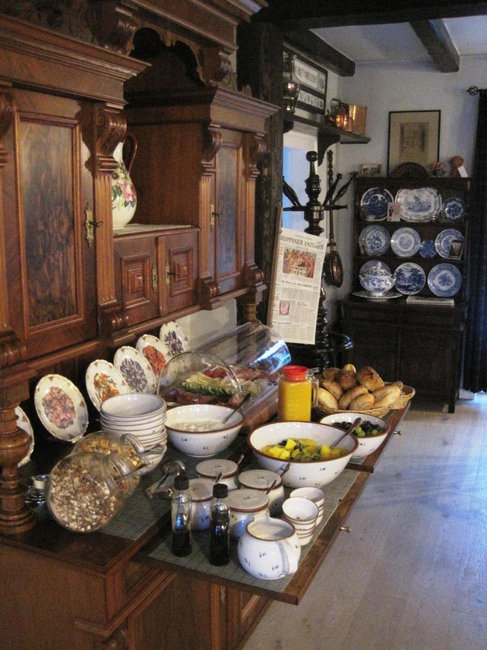 B&B Fiddler'S Inn Neuruppin Esterno foto