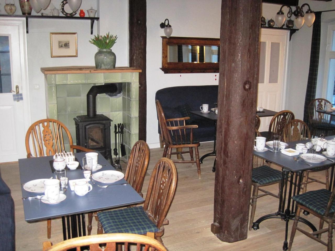 B&B Fiddler'S Inn Neuruppin Esterno foto