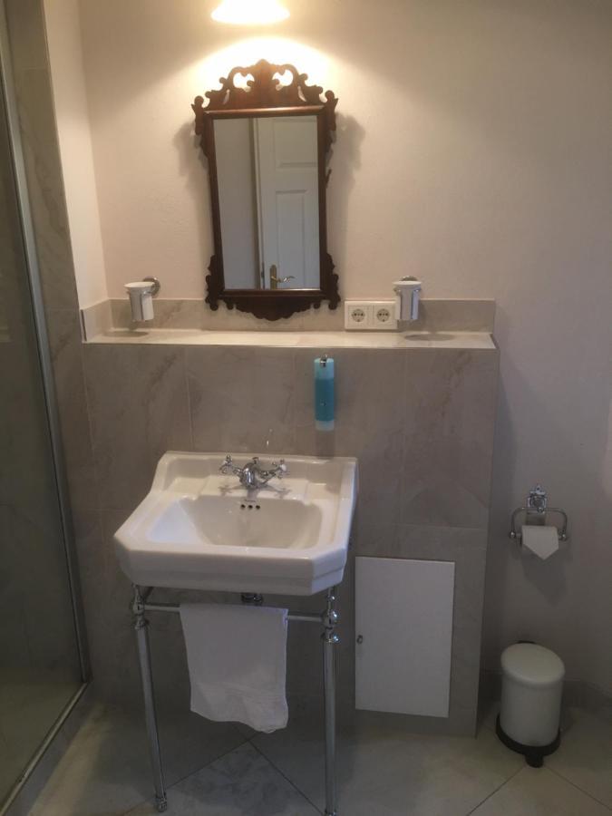 B&B Fiddler'S Inn Neuruppin Esterno foto