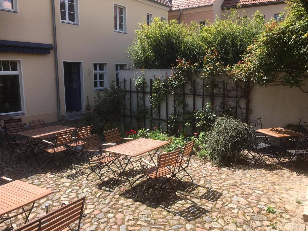 B&B Fiddler'S Inn Neuruppin Esterno foto